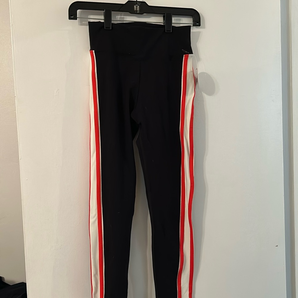 NWOT 925 Fit Miss Behave Leggings Scarlet